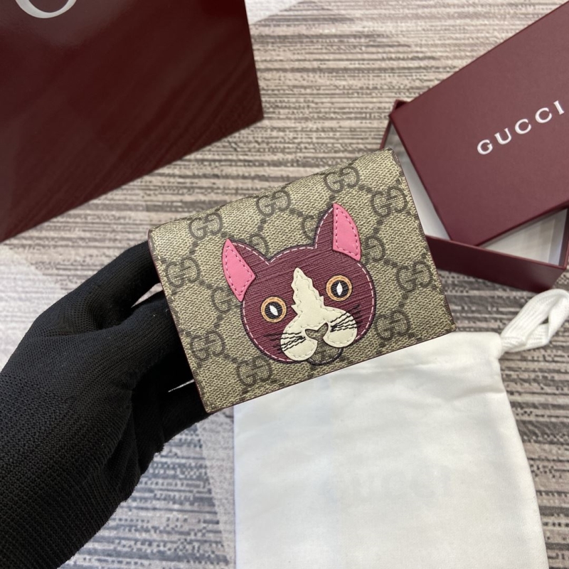 G*u*i wallets & purse